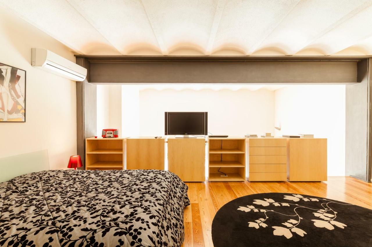 Apartment Modern Loft With Sunny 130sqm Terrace! Lisbon